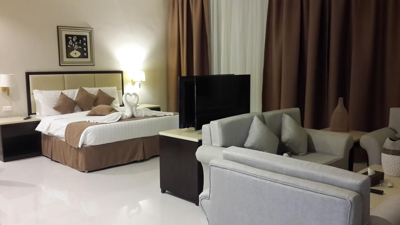 Grand East Hotel - Resort & Spa Dead Sea Sweimeh Kültér fotó
